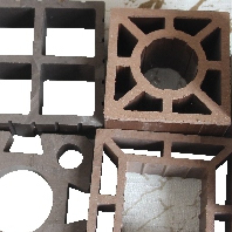 Se puede personalizar el molde de extrusión de plástico de madera PE.